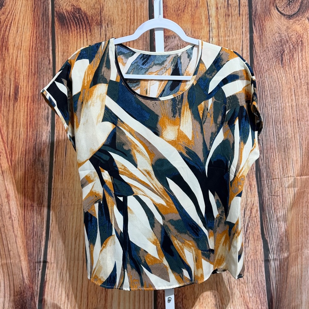 Colorful Print Blouse Size L - Picture 2 of 4